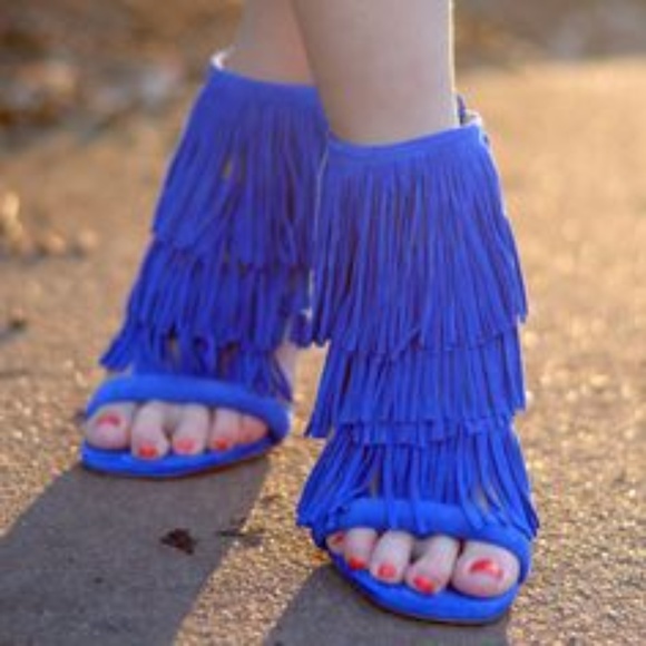 Steve Madden Cobalt Blue FRINGLY SANDAL - Picture 2 of 5